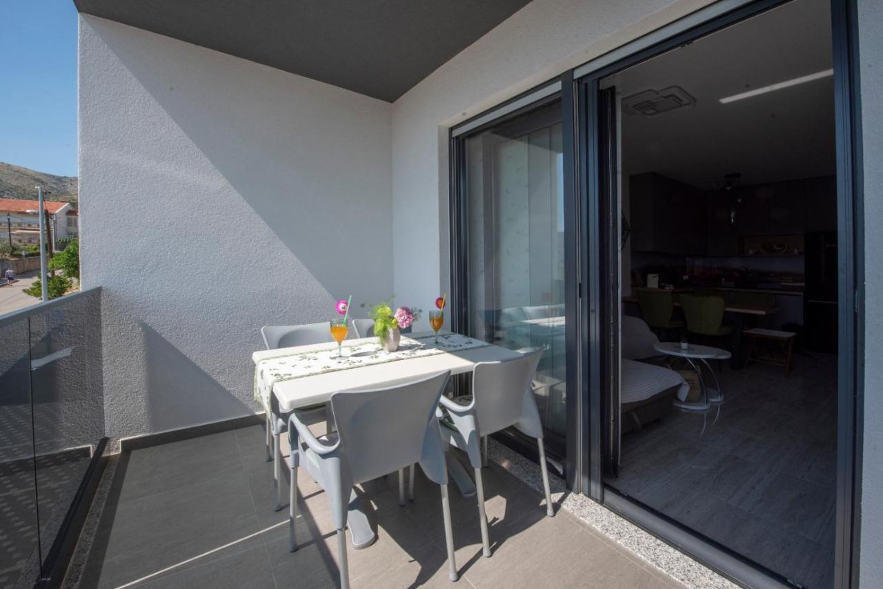 Apartman Gabriela Τρογκίρ Εξωτερικό φωτογραφία